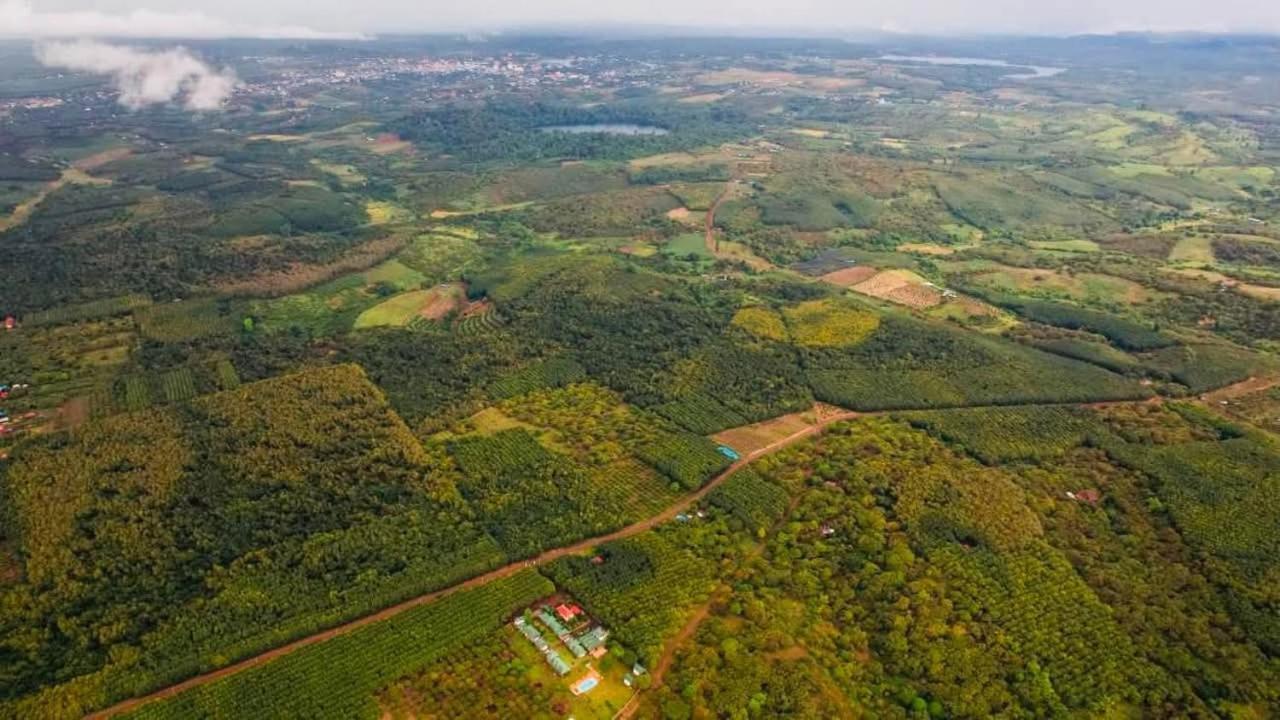 Ratanakiri Paradise Hotel & Restaurant รัตนคีรี ภายนอก รูปภาพ