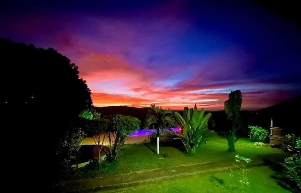 Ratanakiri Paradise Hotel & Restaurant รัตนคีรี ภายนอก รูปภาพ